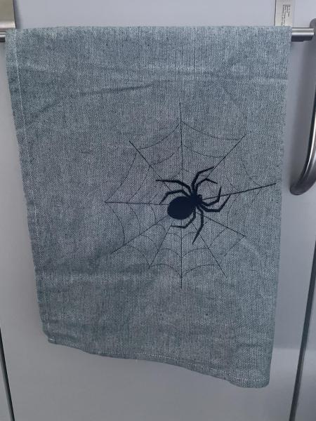 Vollstickdatei Spinne im Netz